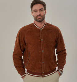 Мужская куртка на резинке из натуральной замши