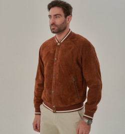 Мужская куртка на резинке из натуральной замши