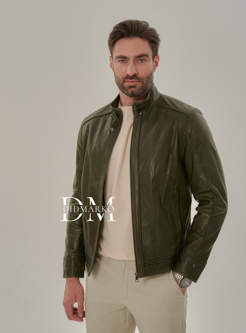 Кожаная куртка в цвете хаки мужская