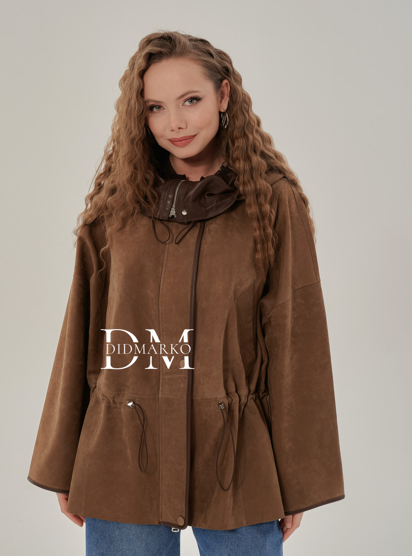 Удлиненная женская кожаная куртка с капюшоном 