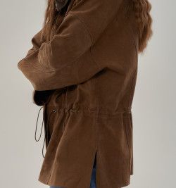 Удлиненная женская кожаная куртка с капюшоном 