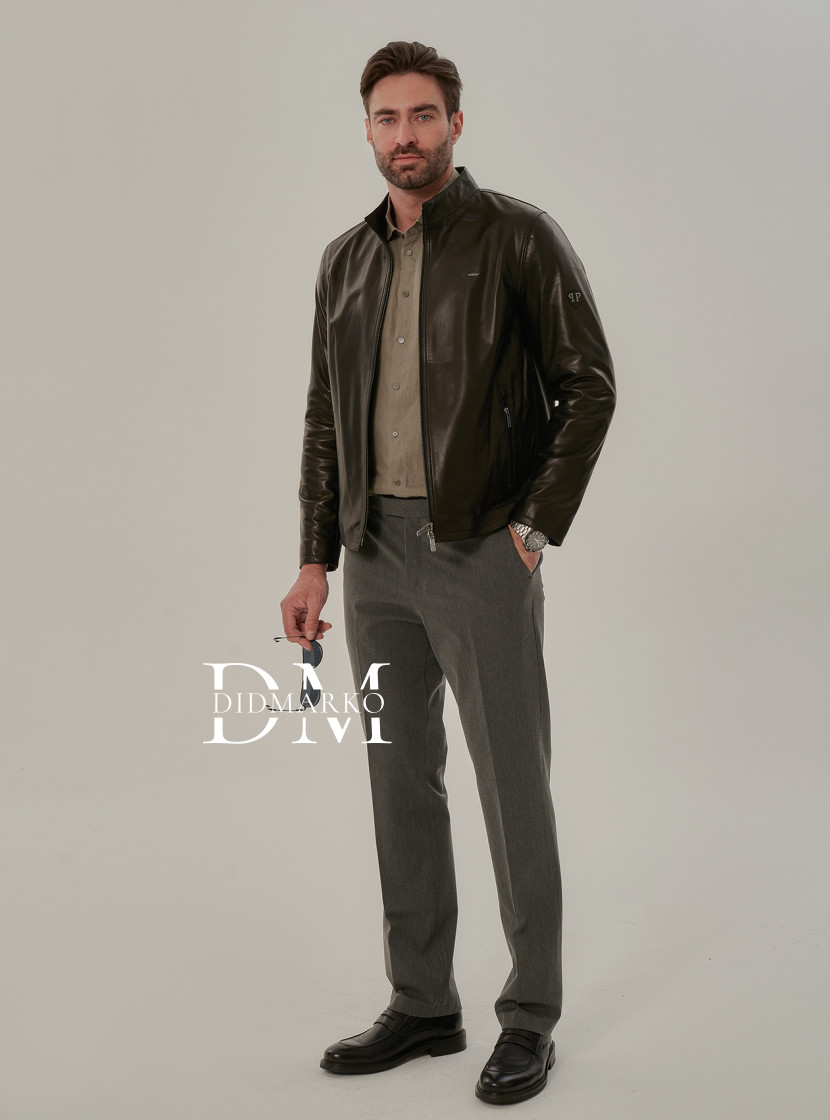 Мужская кожаная куртка: классика без излишеств 