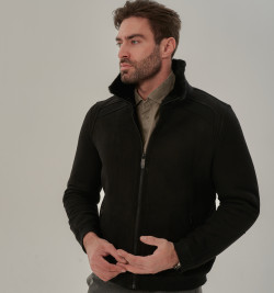 Мужская дубленка из замши черного цвета