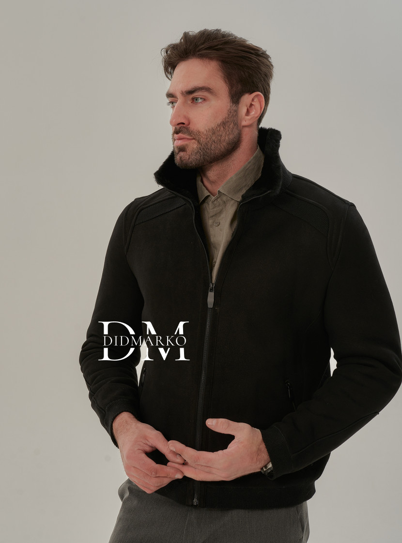 Мужская дубленка из замши черного цвета