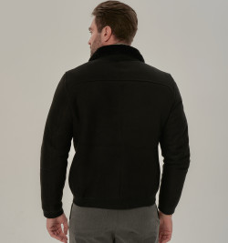 Мужская дубленка из замши черного цвета