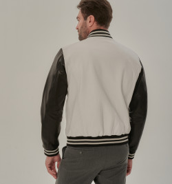 Черно-белый бомбер из кожи