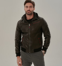 Кожаная куртка с капюшоном мужская