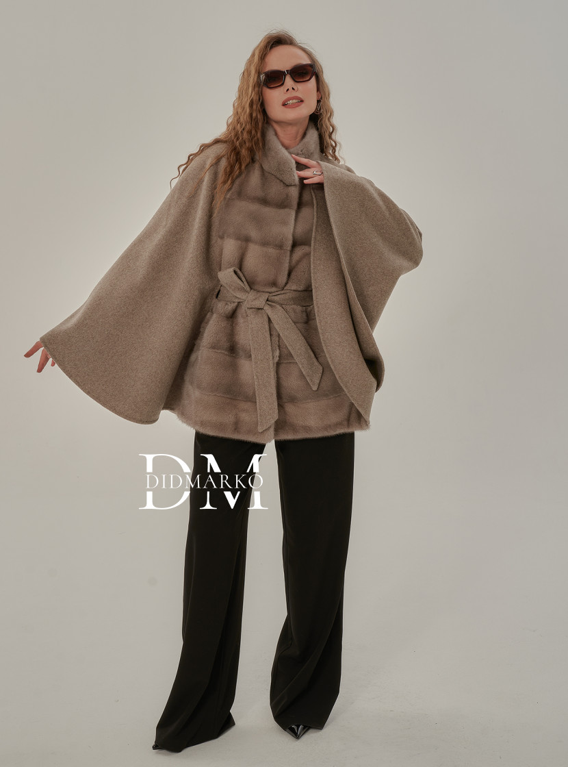 Кашемировое пончо с мехом норки