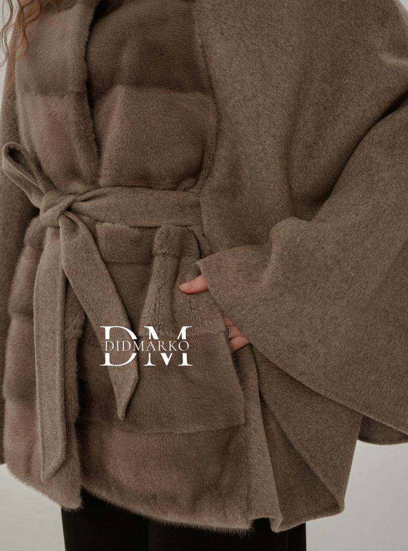 Кашемировое пончо с мехом норки