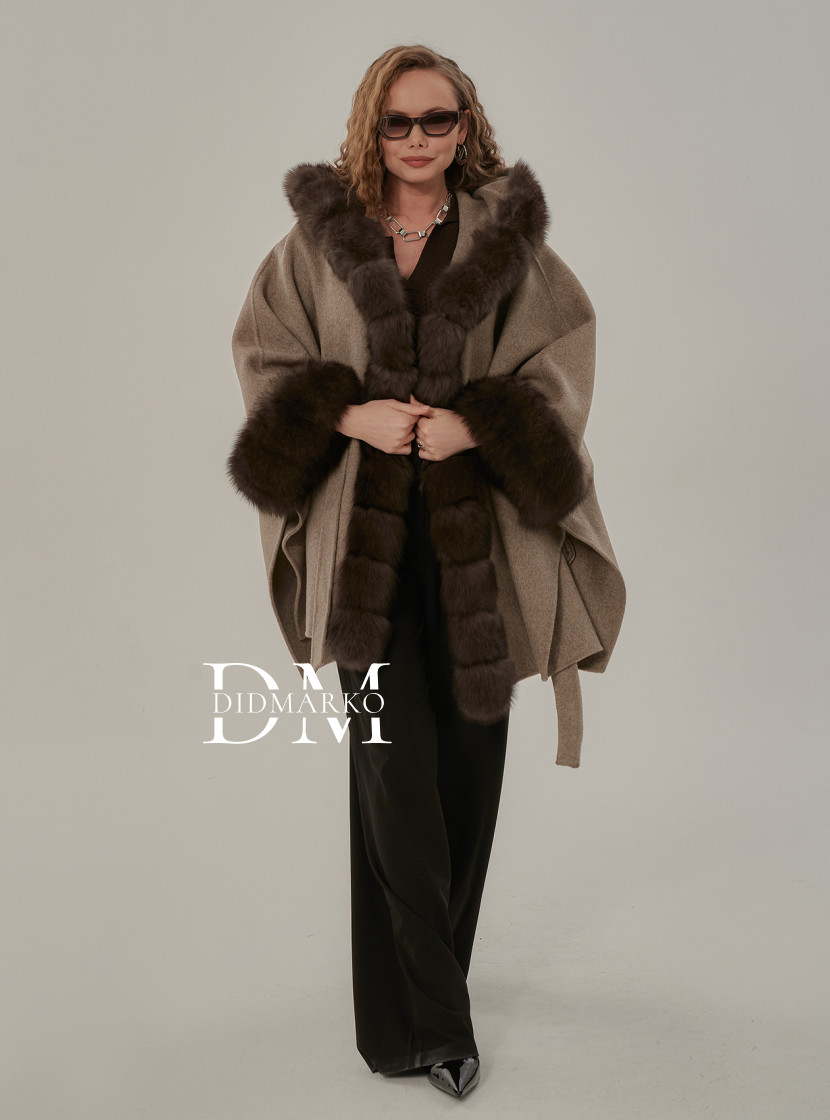 Пончо с капюшоном большие размеры