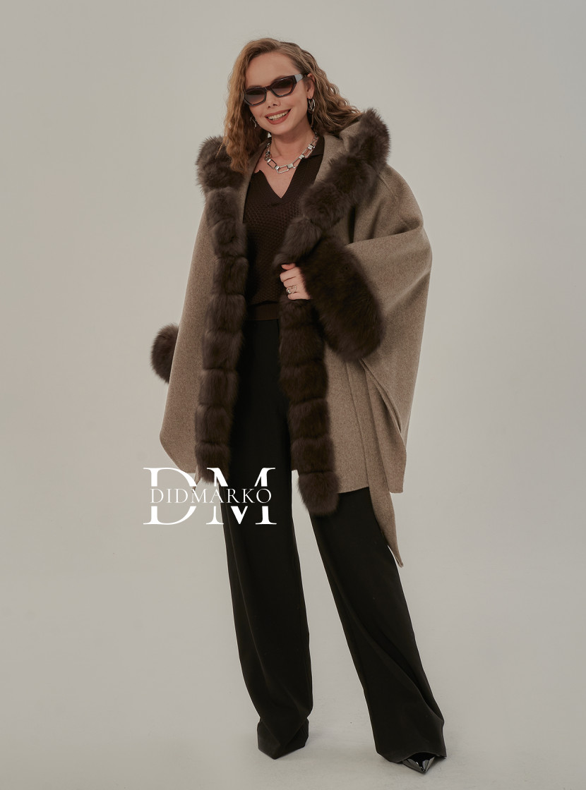 Пончо с капюшоном большие размеры