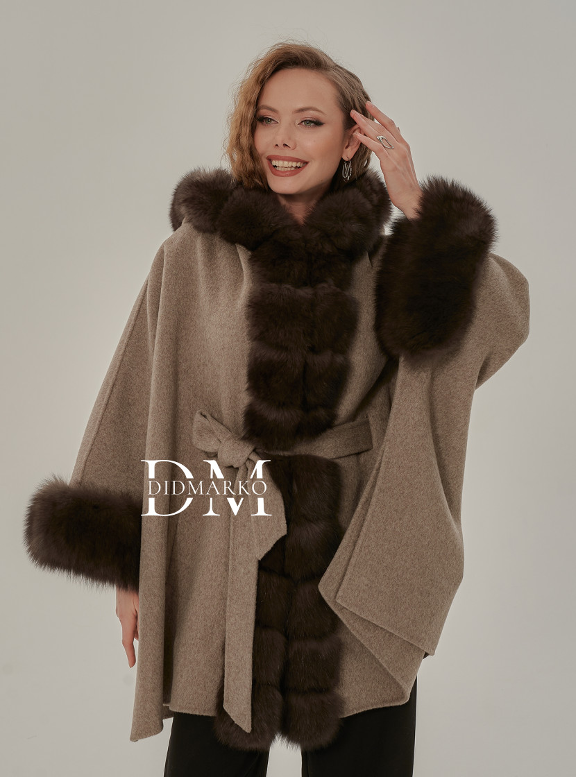 Пончо с капюшоном большие размеры