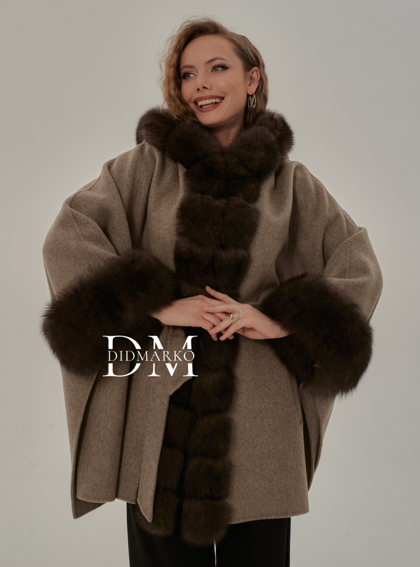 Пончо с капюшоном большие размеры