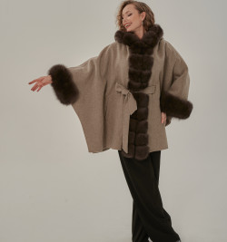 Пончо с капюшоном большие размеры