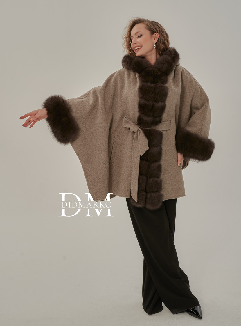 Пончо с капюшоном большие размеры