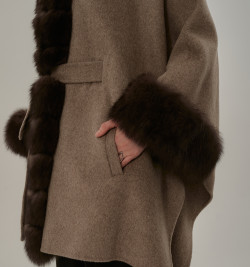 Пончо с капюшоном большие размеры