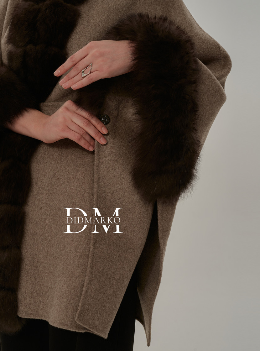 Пончо с капюшоном большие размеры