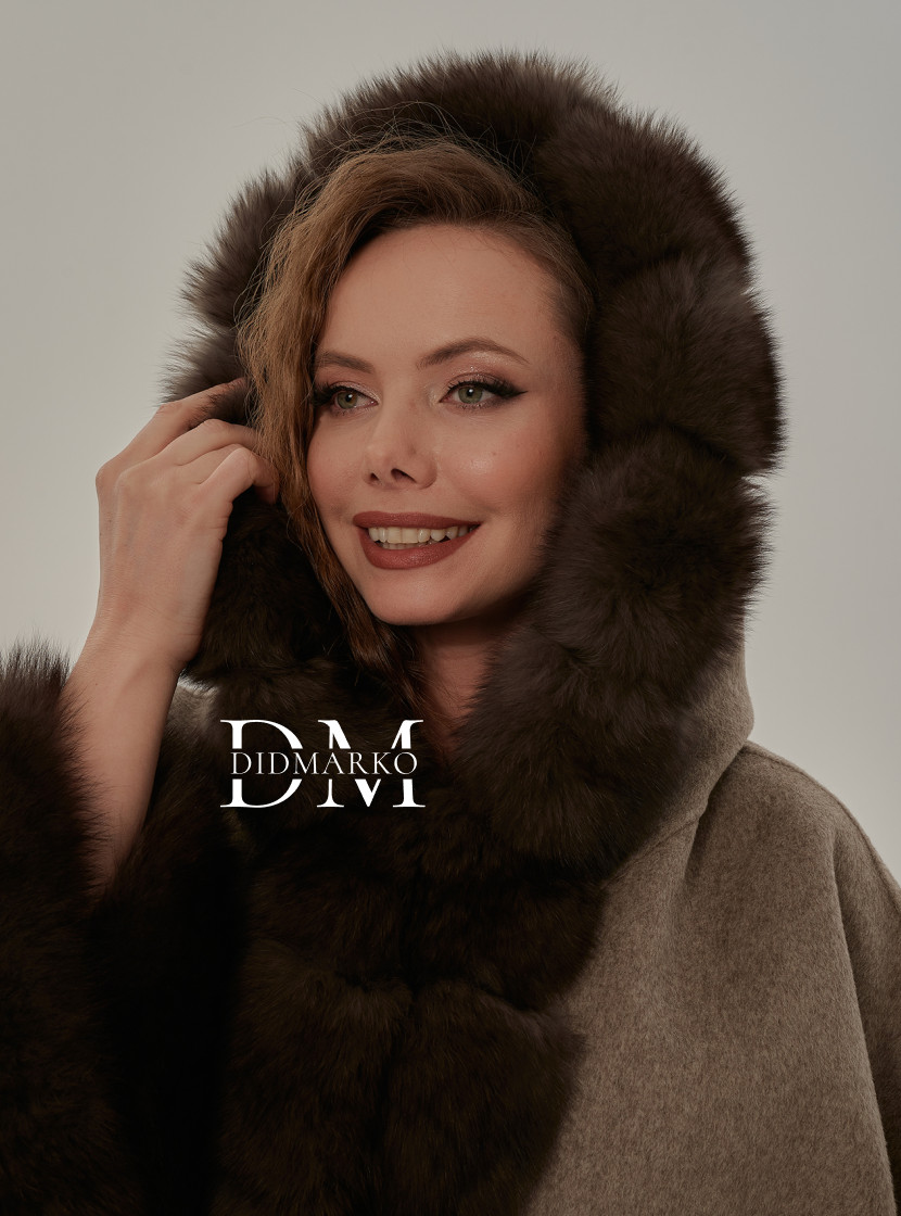 Пончо с капюшоном большие размеры