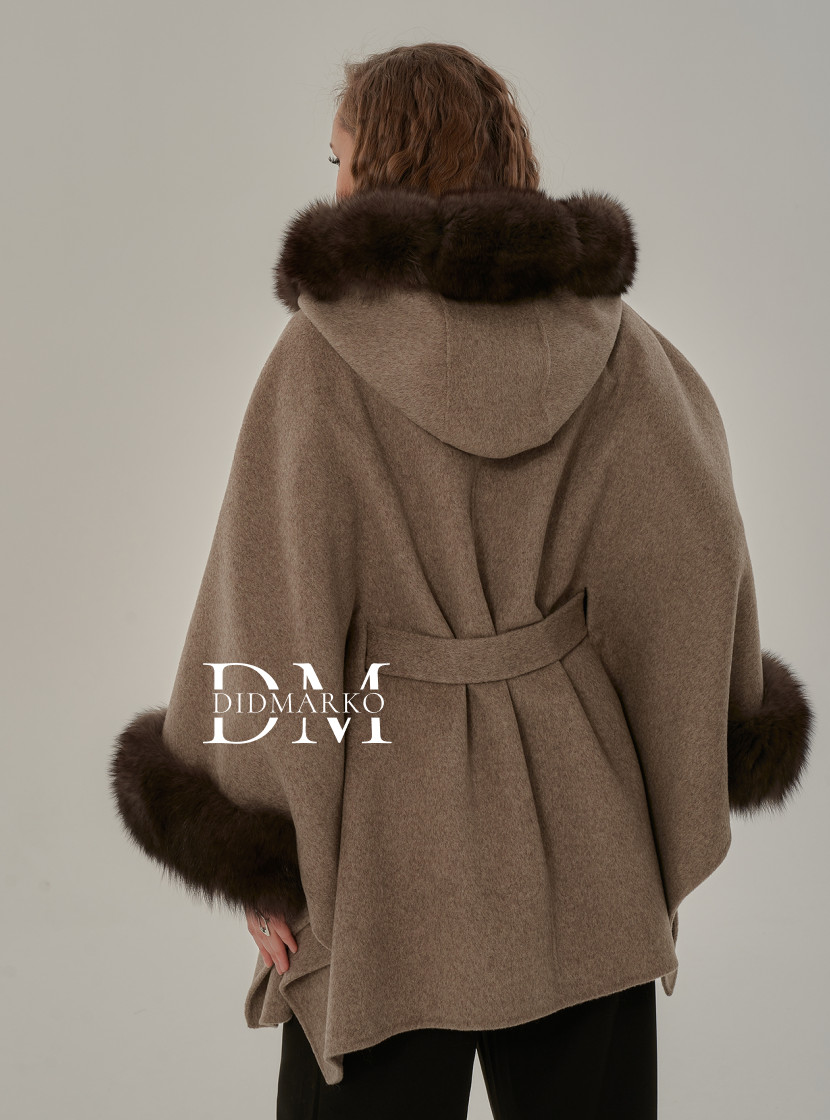 Пончо с капюшоном большие размеры