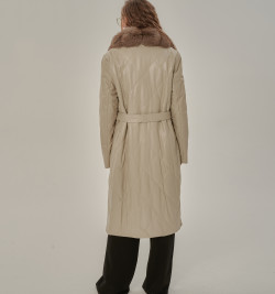 Пальто слоновой кости DONG MING