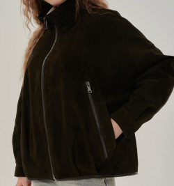 Замшевая куртка женская на молнии