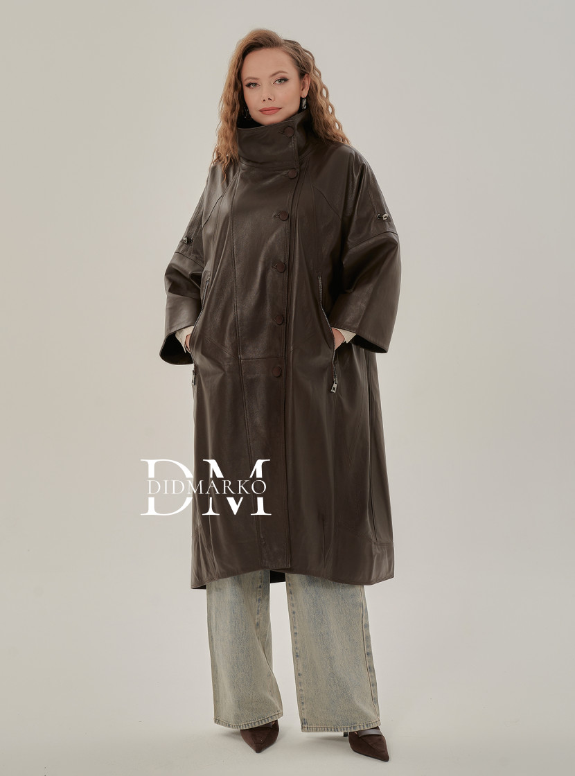 Женский кожаный плащ больших размеров