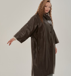 Женский кожаный плащ больших размеров