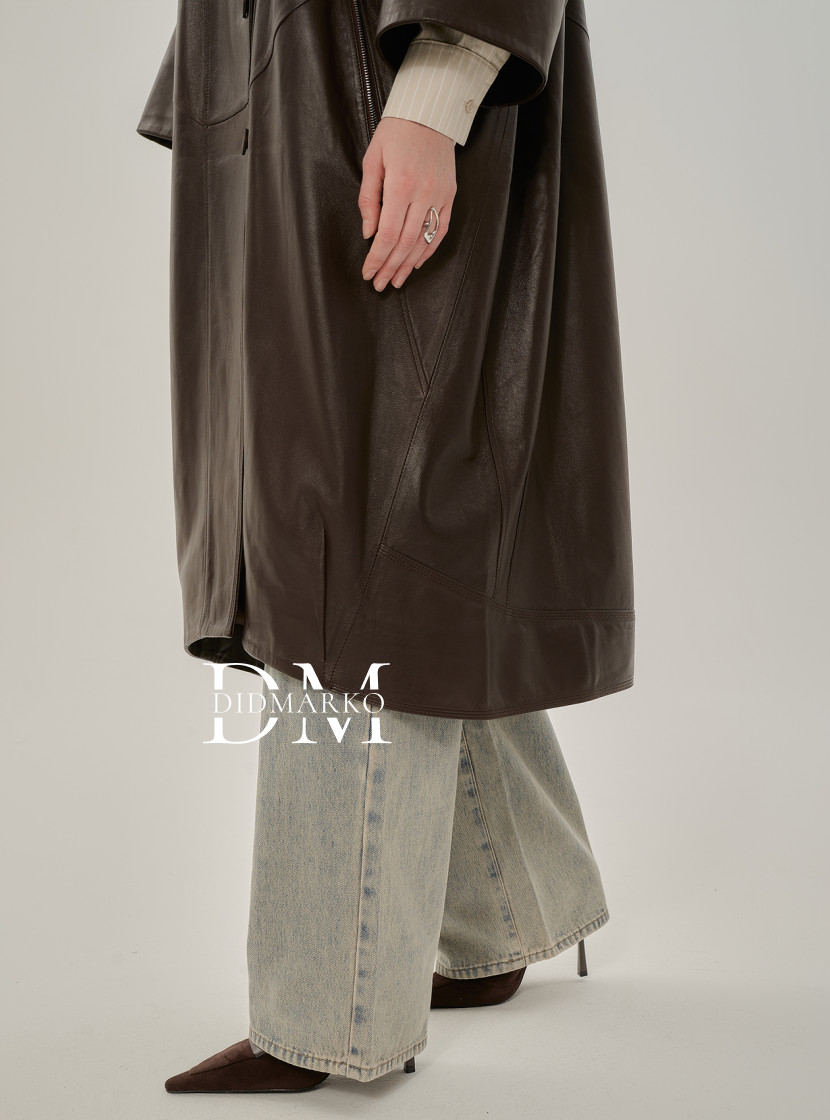 Женский кожаный плащ больших размеров