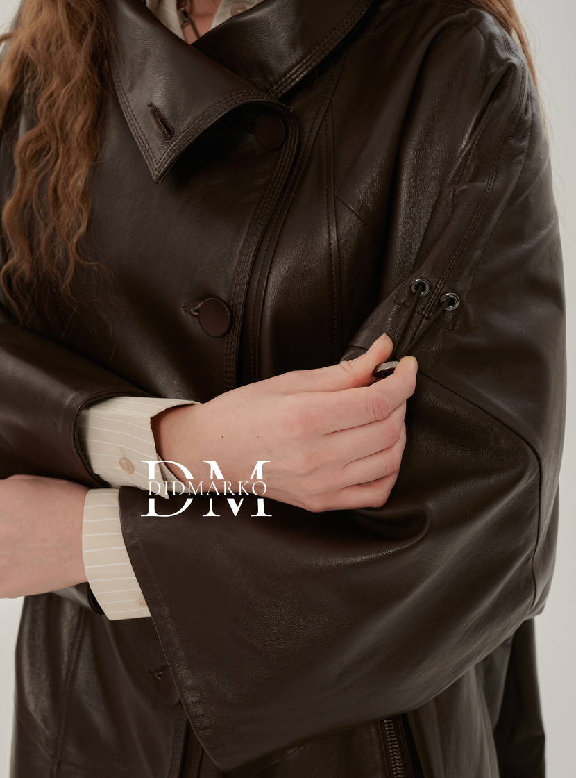 Женский кожаный плащ больших размеров