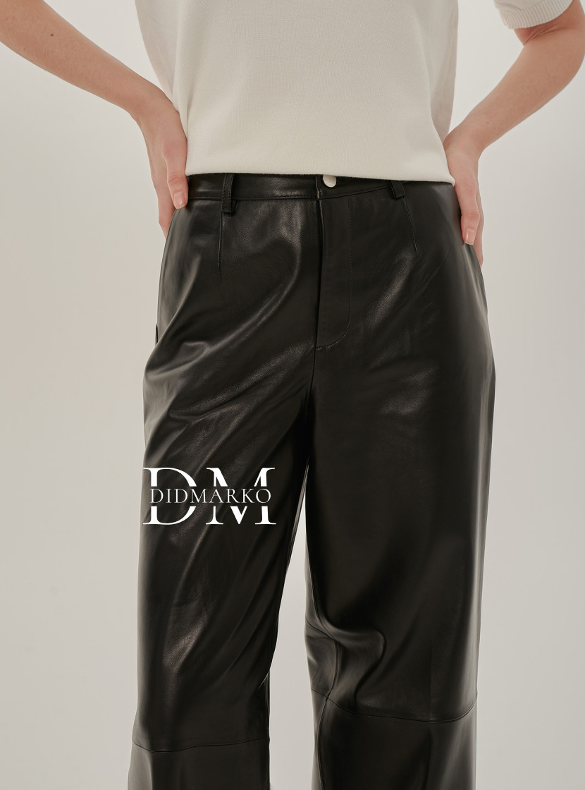 Черные брюки из кожи прямые 