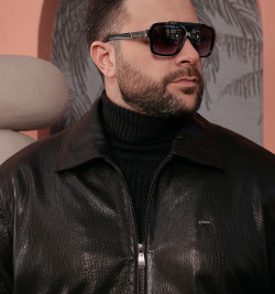 Бомбер больших размеров мужской