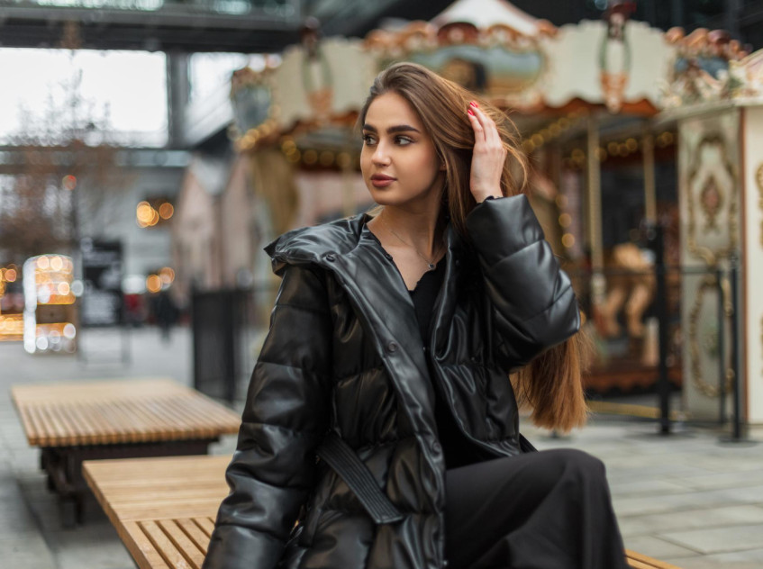 Пуховики из кожи: почему они не боятся мороза и как выбрать утеплитель