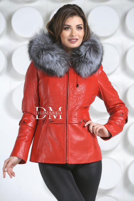 Купить Необычная куртка красного цвета с мехом чернобурки в Москве и Санкт-Петербурге