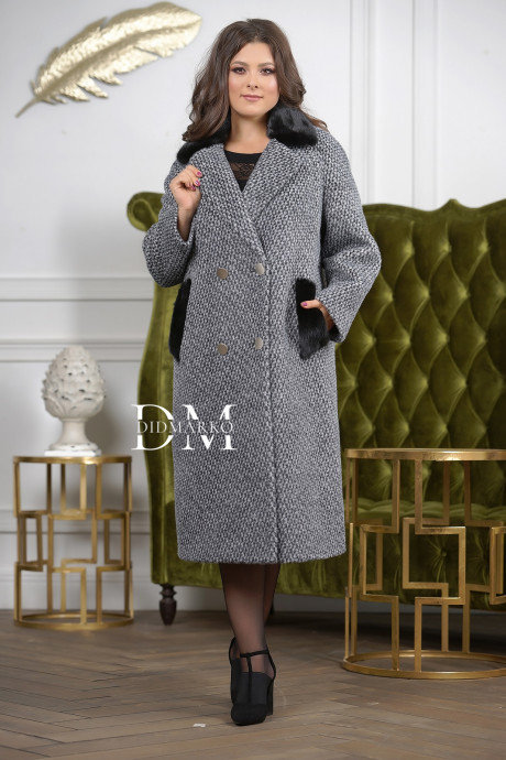 Купить Деловое двубортное женское пальто в Москве и Санкт-Петербурге