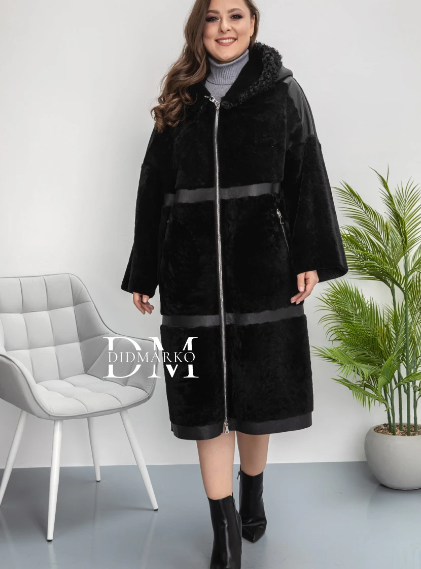 Женская дубленка на молнии с капюшоном