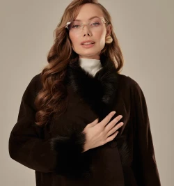 Длинная дубленка из натурального меха
